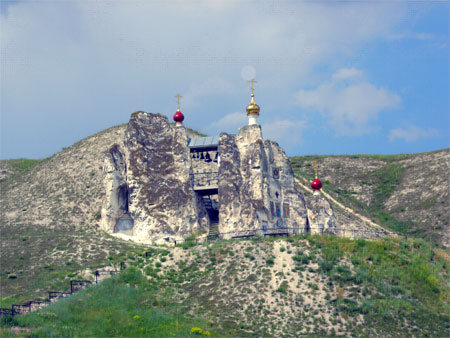 Монастырь в Костомарово